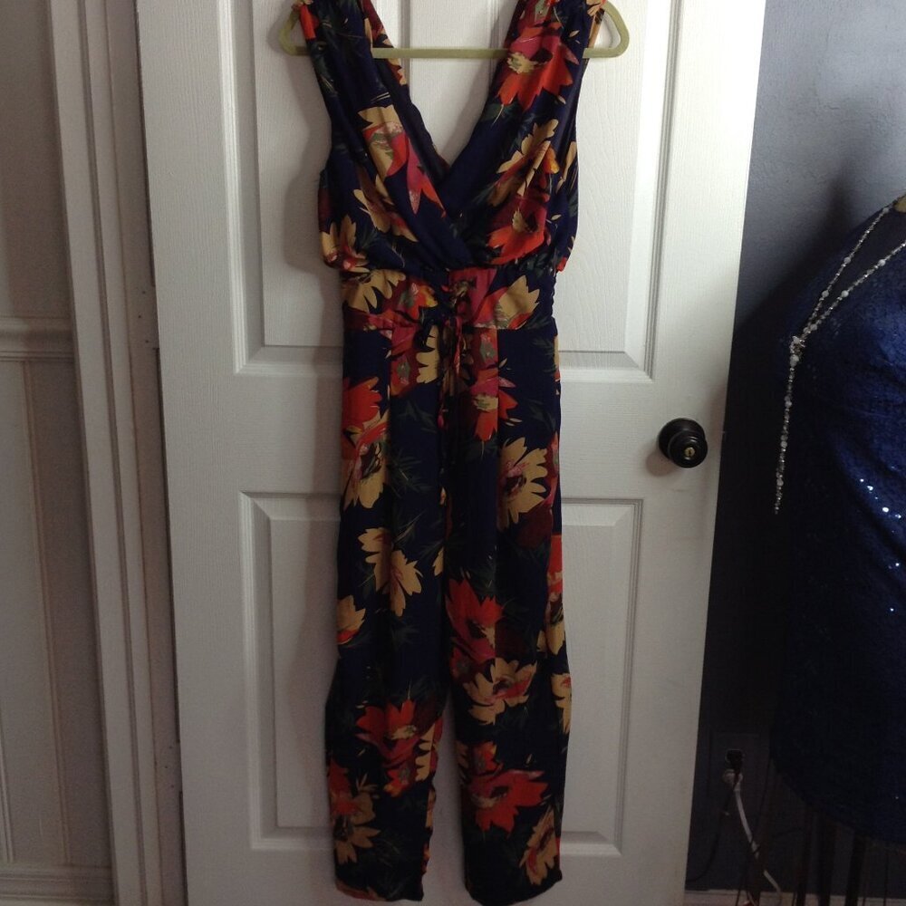 Floral Jumper, Red Queen, S/M Poly, Easy Care; Garden Party, Vacation, Cruising